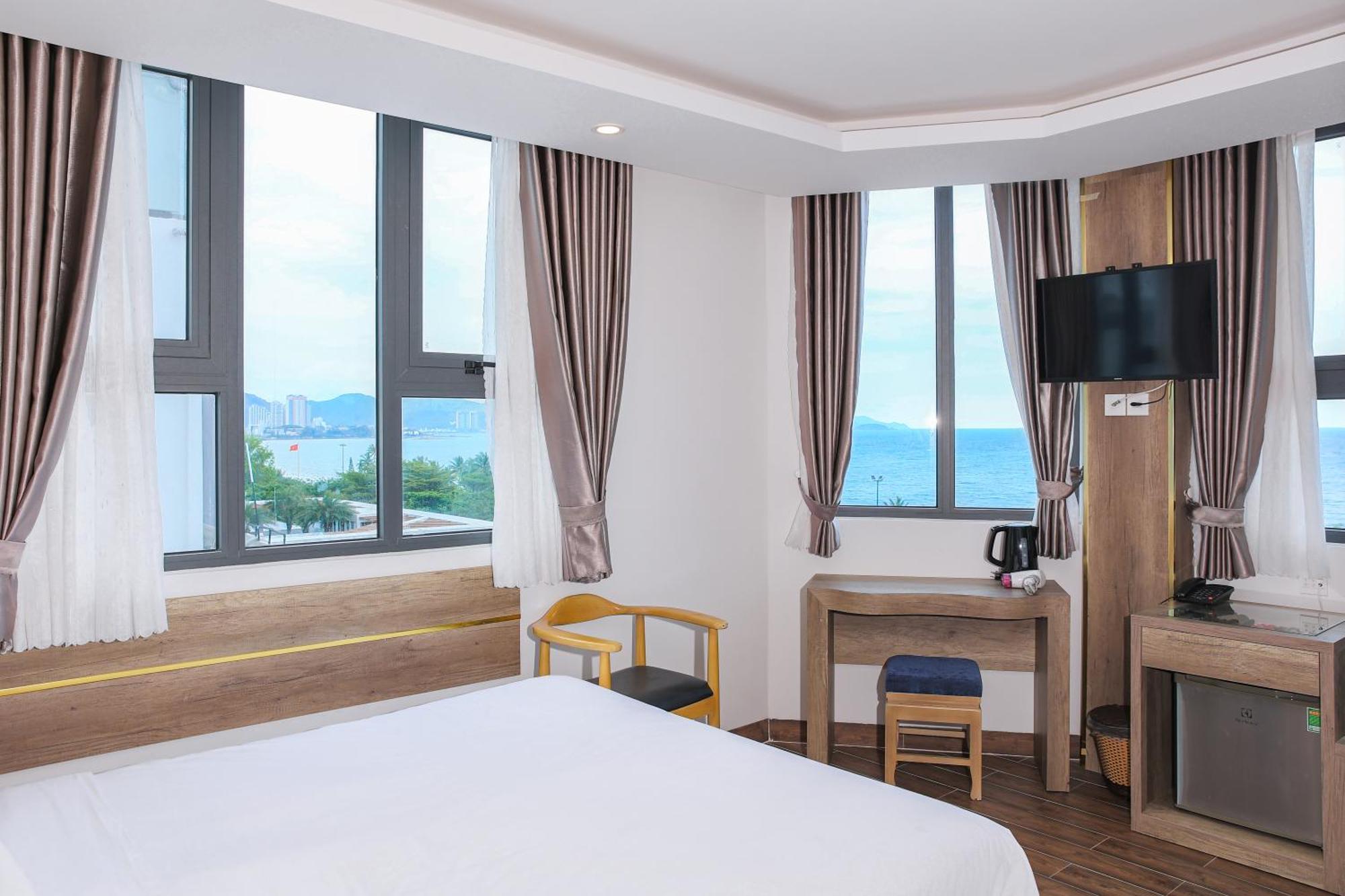 Azura Gold Hotel&apartment 4* Nha Trang