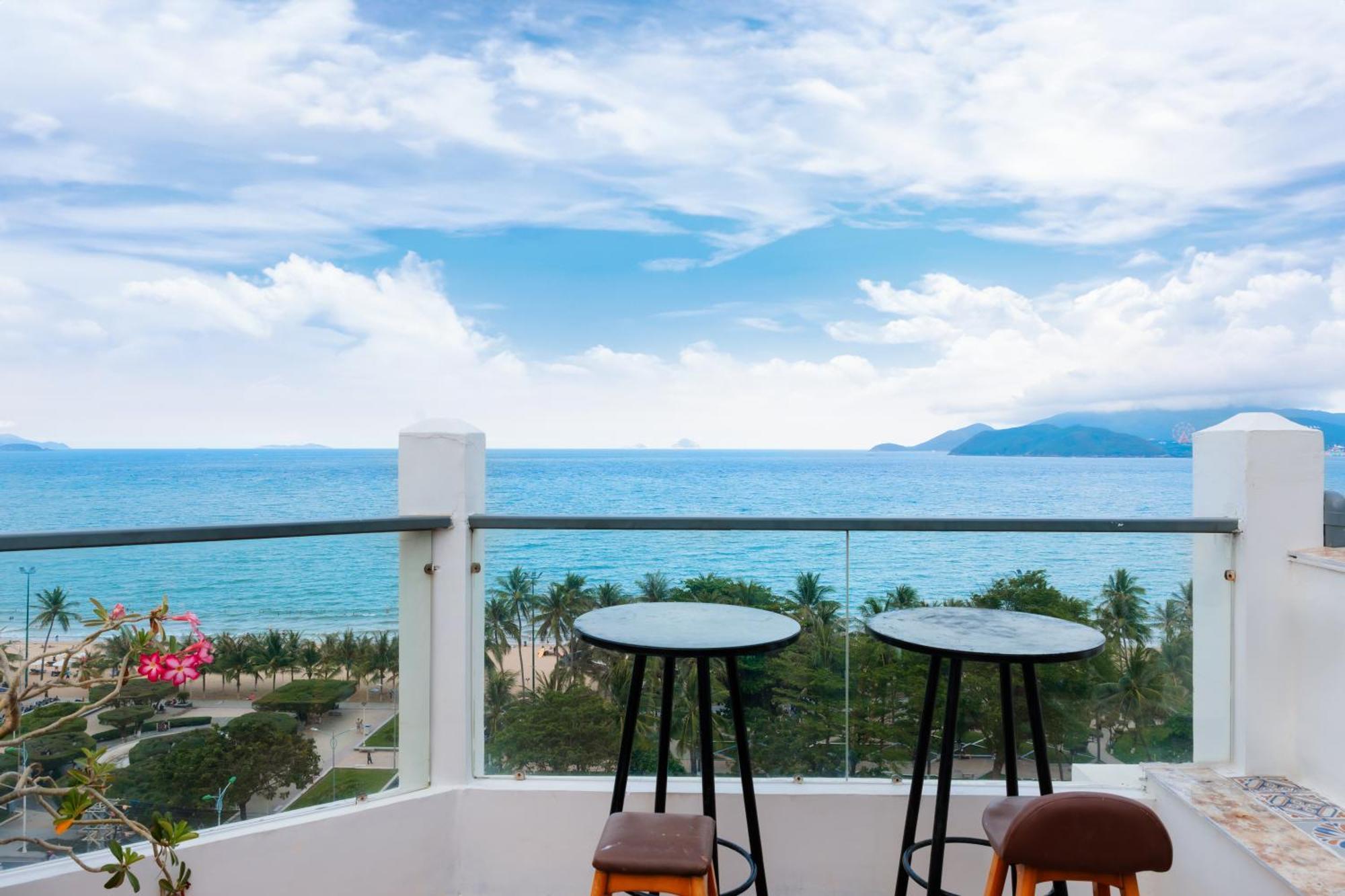 Azura Gold Hotel&apartment 4*